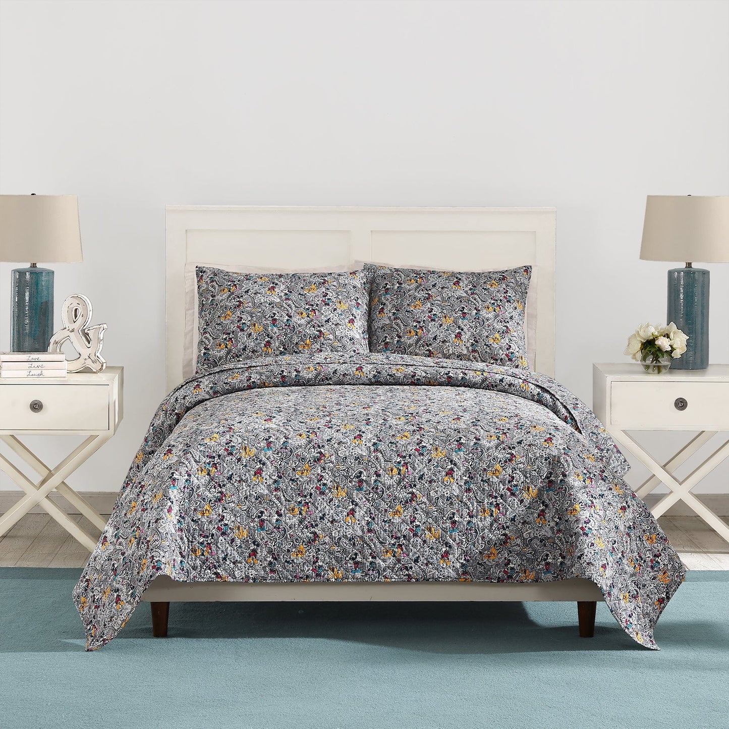Mickey Mouse Piccadilly Quilt Set, Full - Queen-Frost Gray-Image 1-Vera Bradley